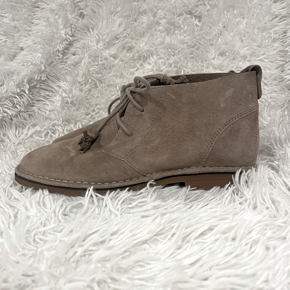 Hush Puppies Cyra Catelyn Suede Chukka Ankle Desert Booties